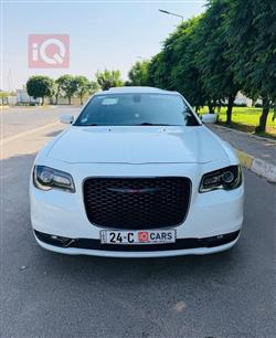 كرايسلر 300